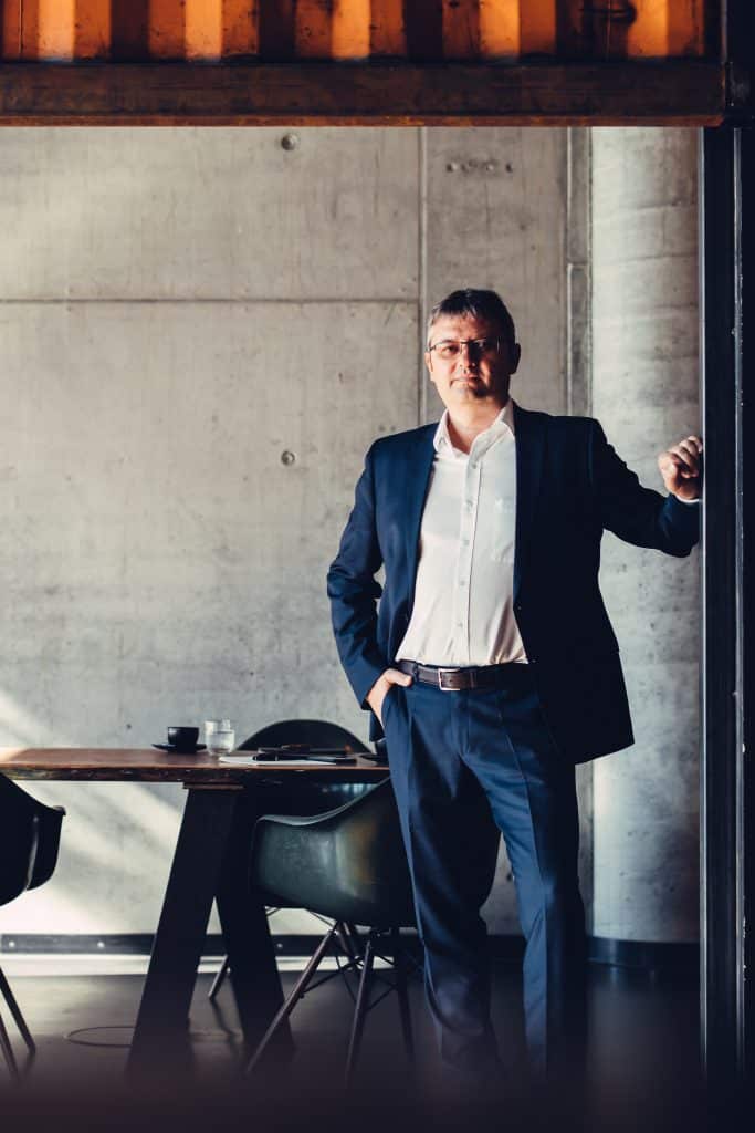 Peter Moser Meeting Container